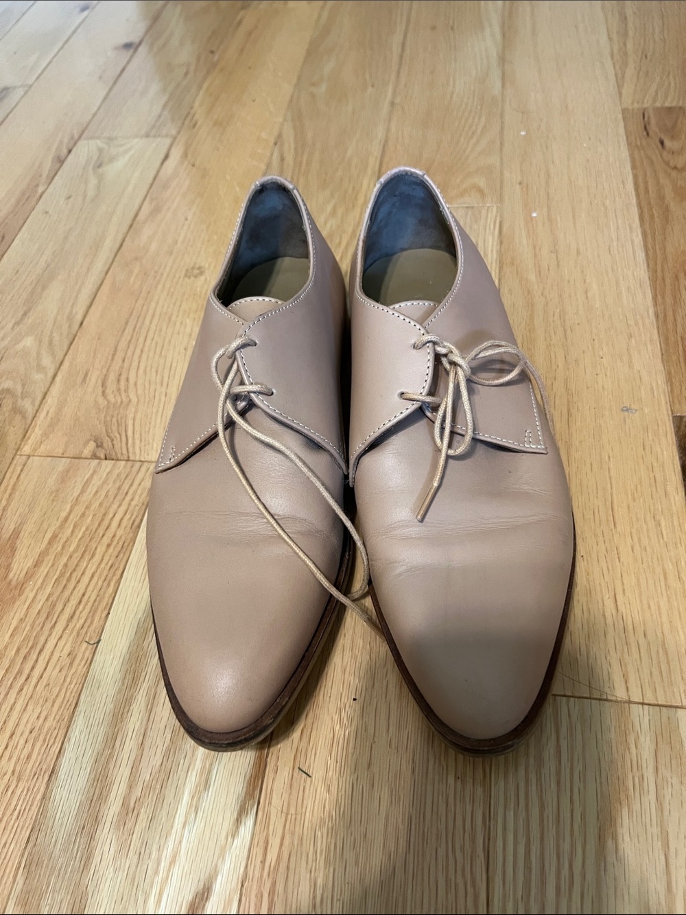 Everlane Women's Lace-Up Flats in Nude Tan